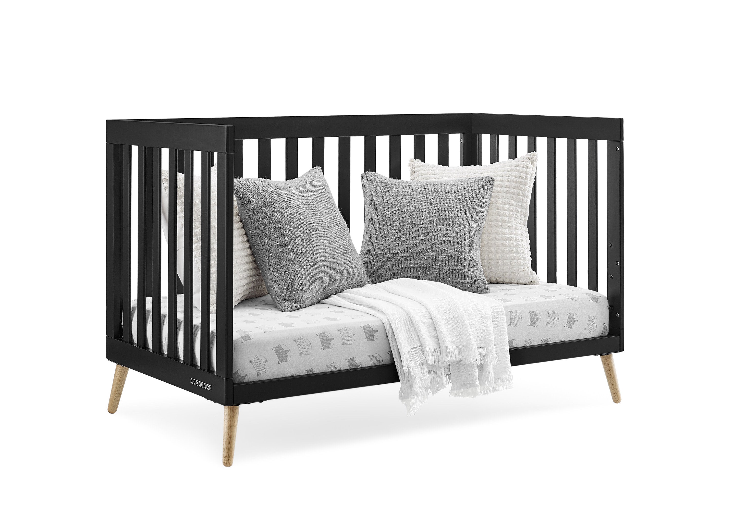 Essex 4-in-1 Convertible Crib