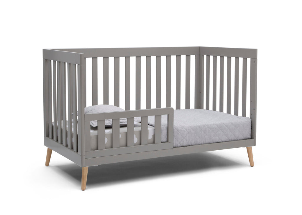 Essex 4-in-1 Convertible Crib