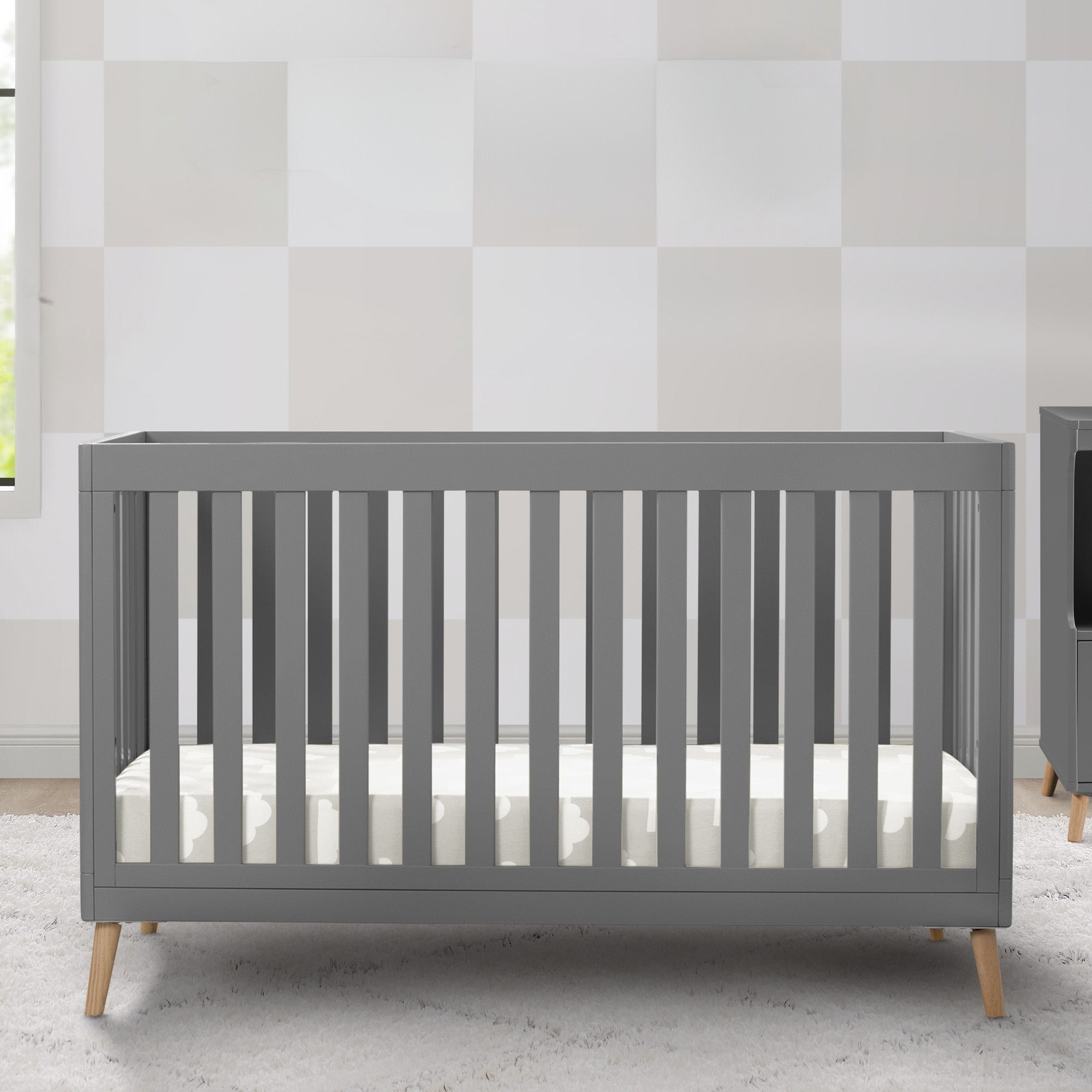 Essex 4-in-1 Convertible Crib
