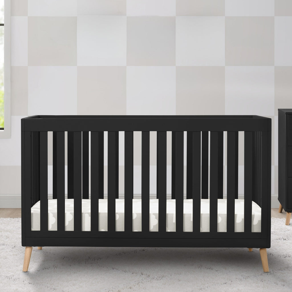 Essex 4-in-1 Convertible Crib