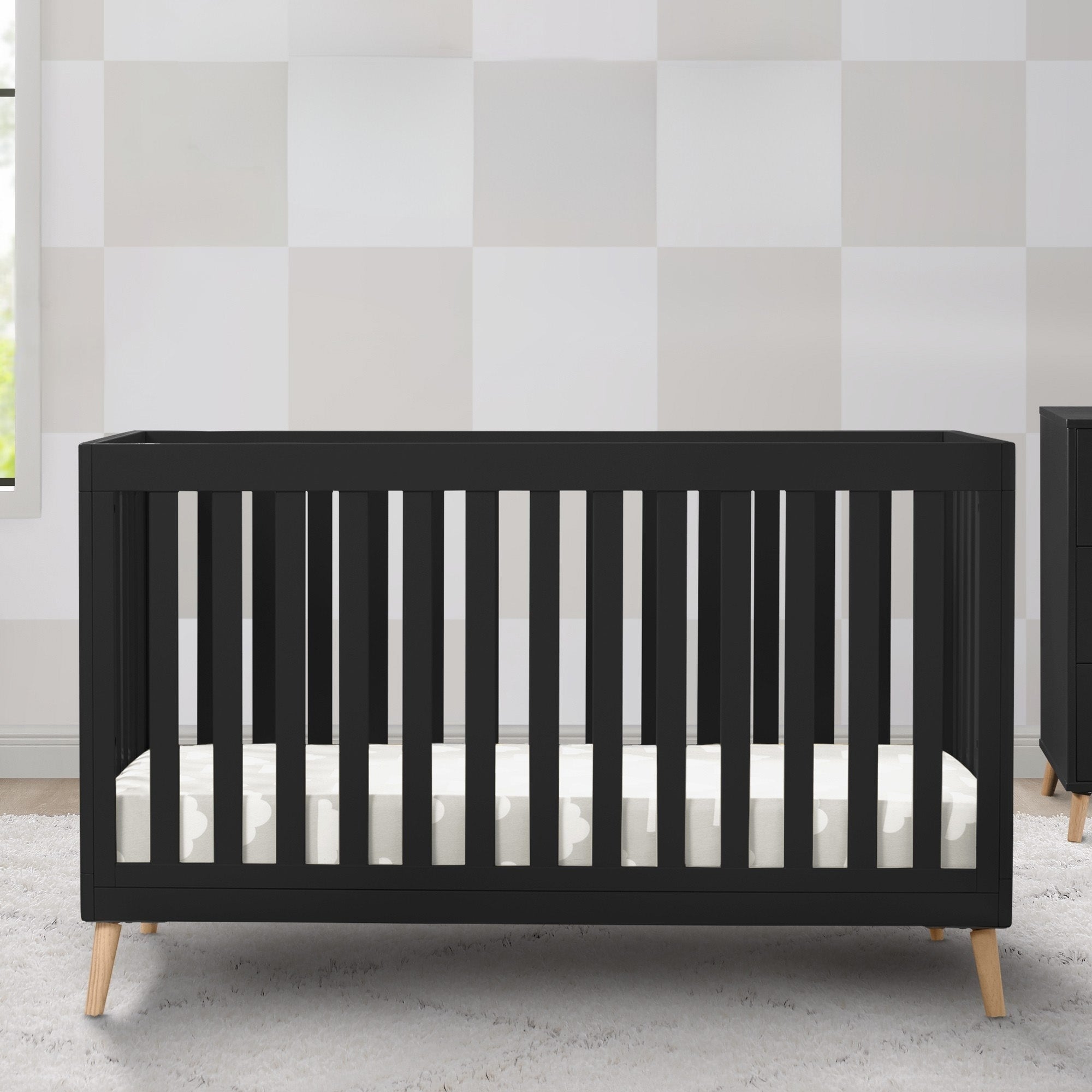 Essex 4-in-1 Convertible Crib