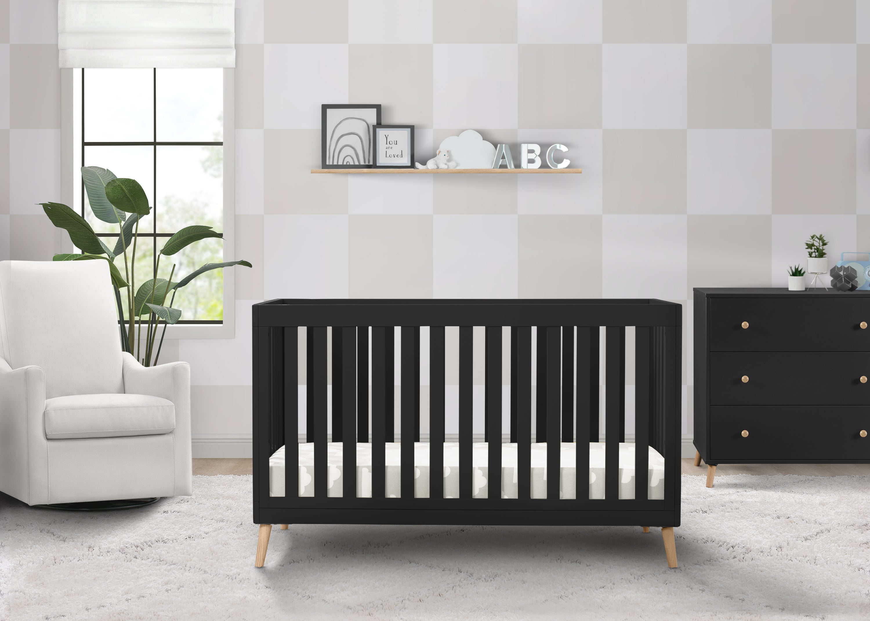 Essex 4-in-1 Convertible Crib