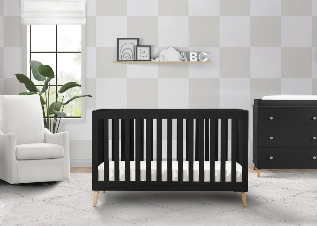 Essex 4-in-1 Convertible Crib