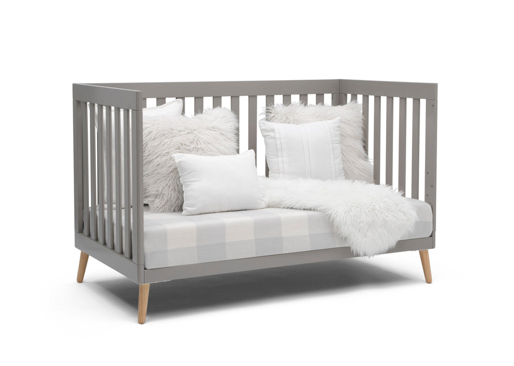 Essex 4-in-1 Convertible Crib