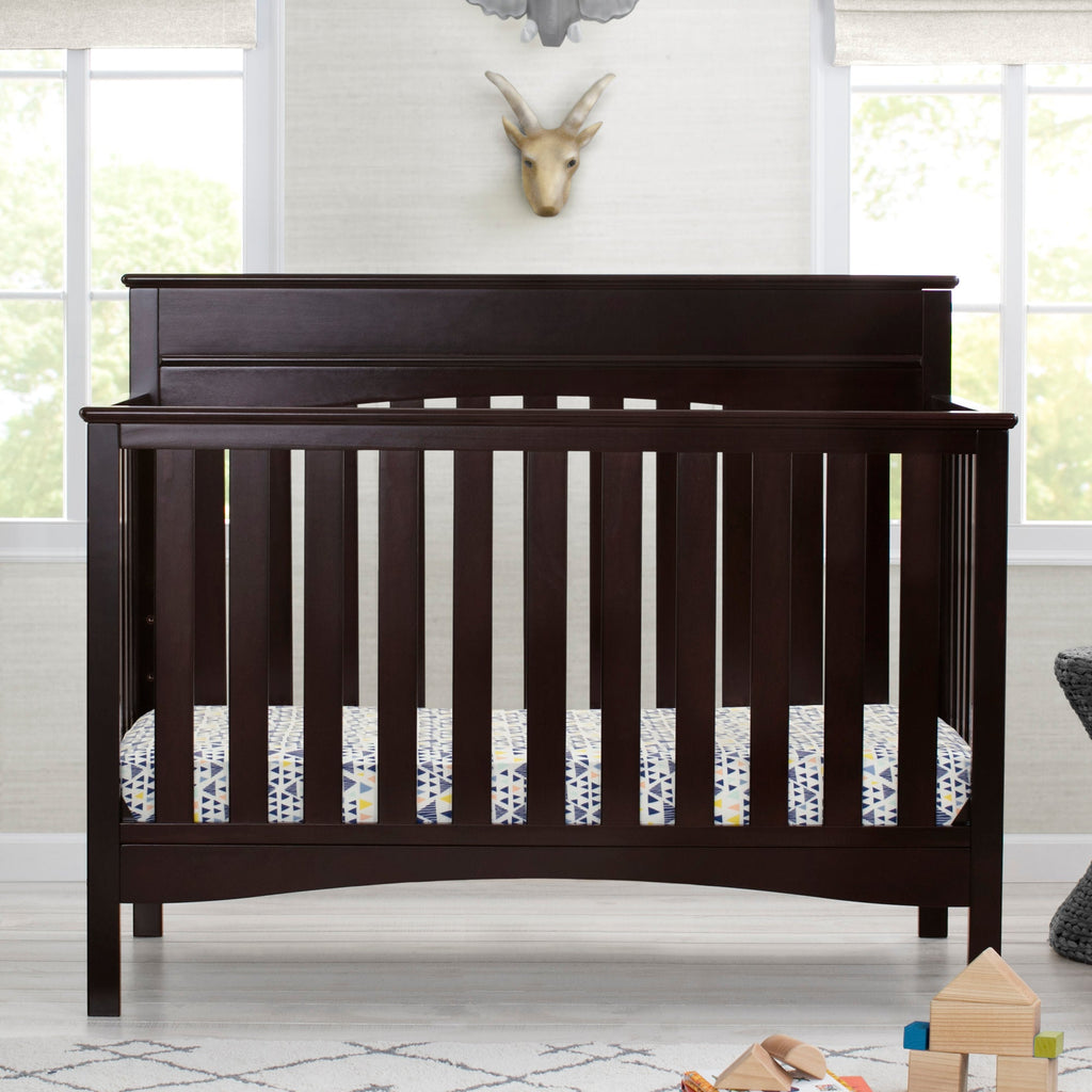 Skylar 4-in-1 Convertible Crib
