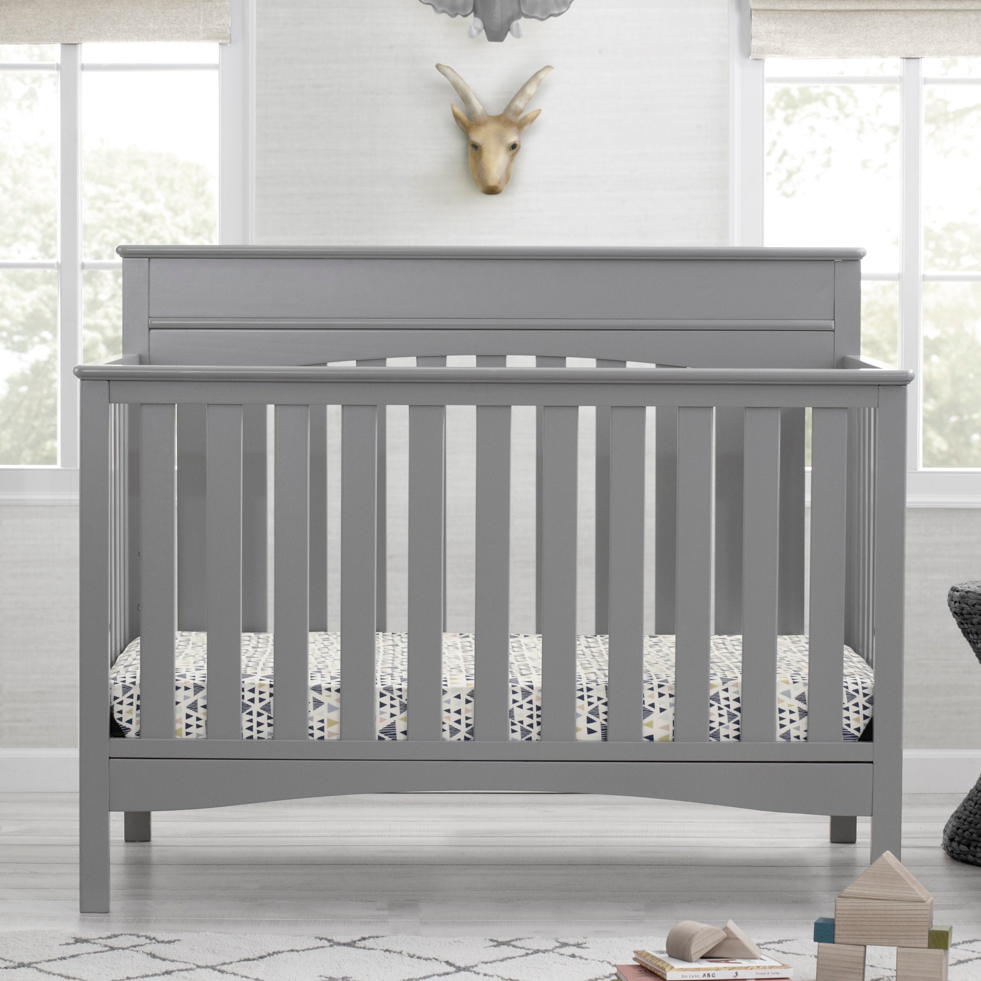 Skylar 4-in-1 Convertible Crib