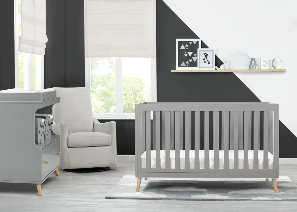 Essex 4-in-1 Convertible Crib